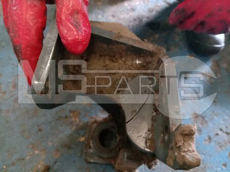 Сервис американского погрузчика Gehl R220 - 7