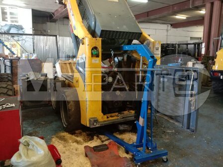 Сервис американского погрузчика Gehl R220 - 8