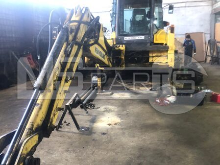 Капитальный ремонт двигателя на экскаваторе-погрузчике NEW HOLLAND LB115B - 5
