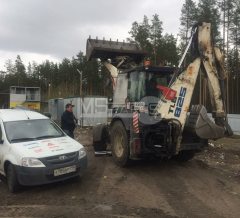 Плановое ТО экскаватора погрузчика Terex 825