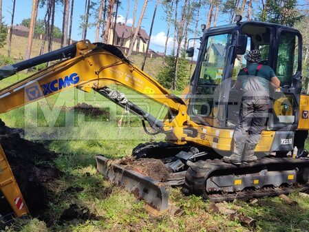 Техническое обслуживание гидравлического экскаватора XCMG XE55U - 2