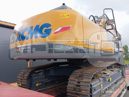 Продажа с отгрузкой гусеничного экскаватора XCMG XE225DN - 1