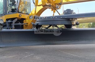 Автогрейдер XCMG GR215A в наличии! - 4